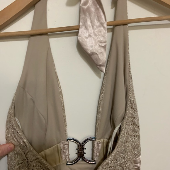 Floor length gold gown - Picture 3 of 5